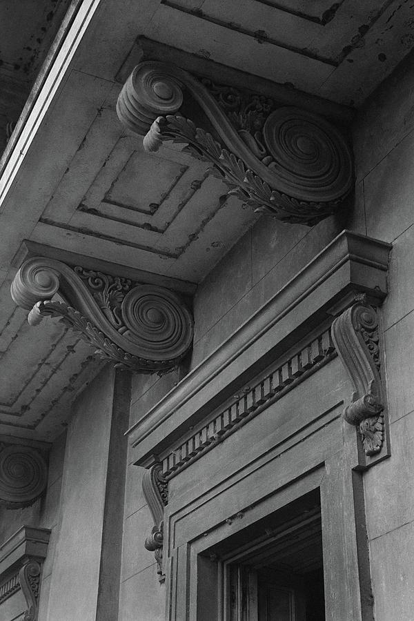 Detail Of Exterior Molding At A Plantation Home Photograph by F.S. Lincoln