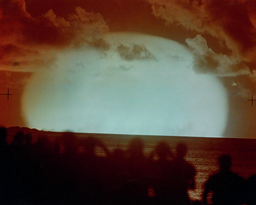 Detonation Of A Nuclear Bomb Over Enewatak Atoll Photograph by U.s. Navy/science Photo Library.