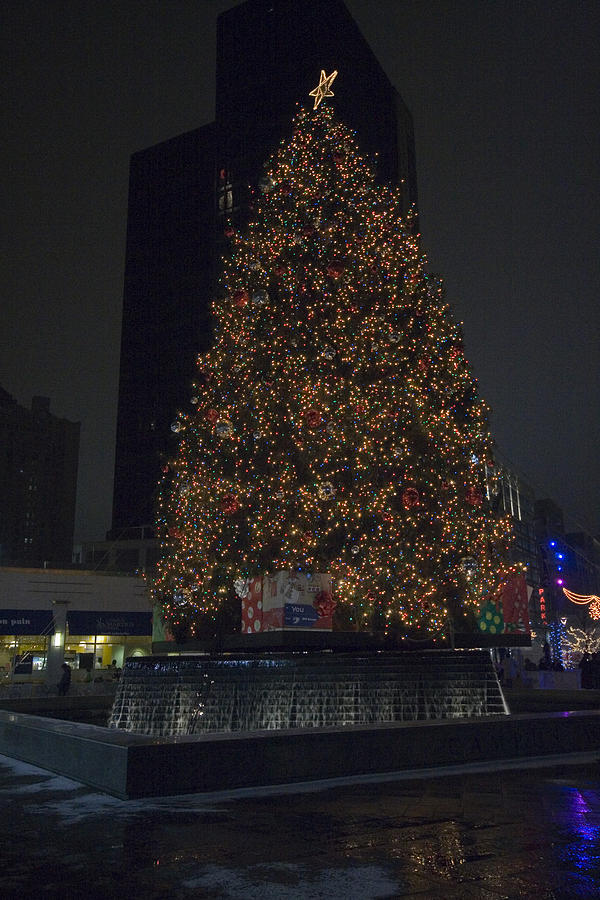 Detroit Christmas Tree Photograph by Gary Marx Fine Art America