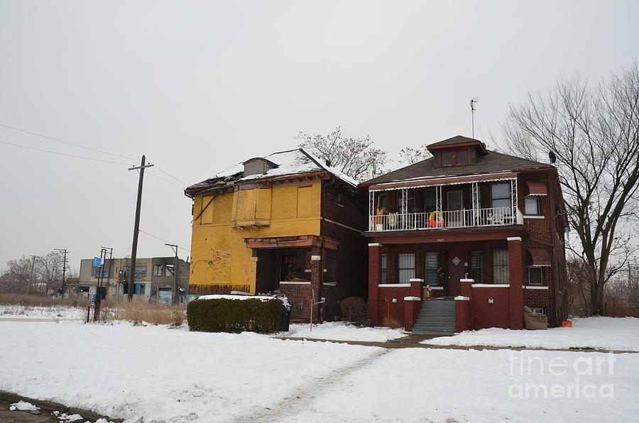 Detroit yellow house Photograph by Randy J Heath