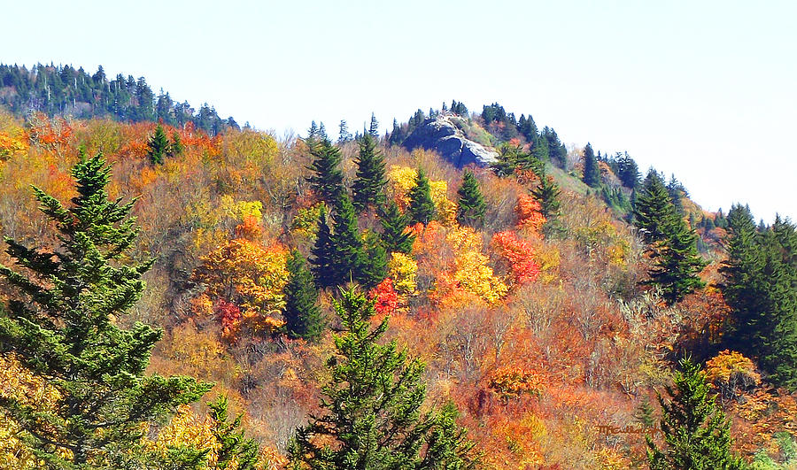 Devils Courthouse in the Fall Photograph by Duane McCullough