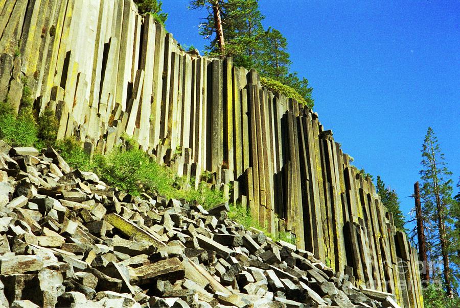 Devils Post Pile Rock Photograph by Ted Pollard - Fine Art America