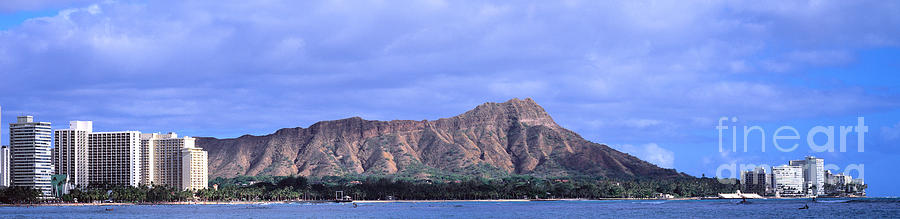 Diamond Head in Honolulu  Photograph by Les Palenik