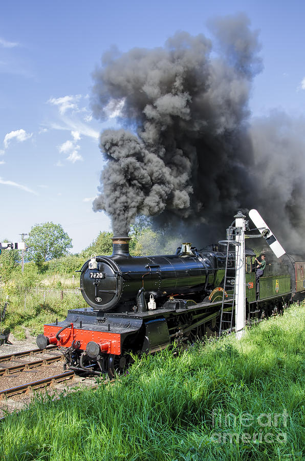 Dinmore Manor in motion Photograph by Steev Stamford