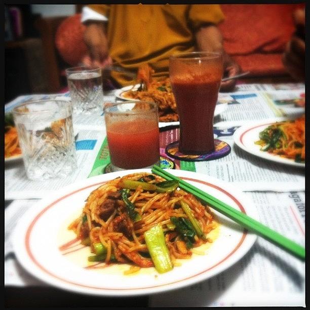 Instafood Photograph - Dinner For 4 - With Parents & @zabri32 by Sally Nataly