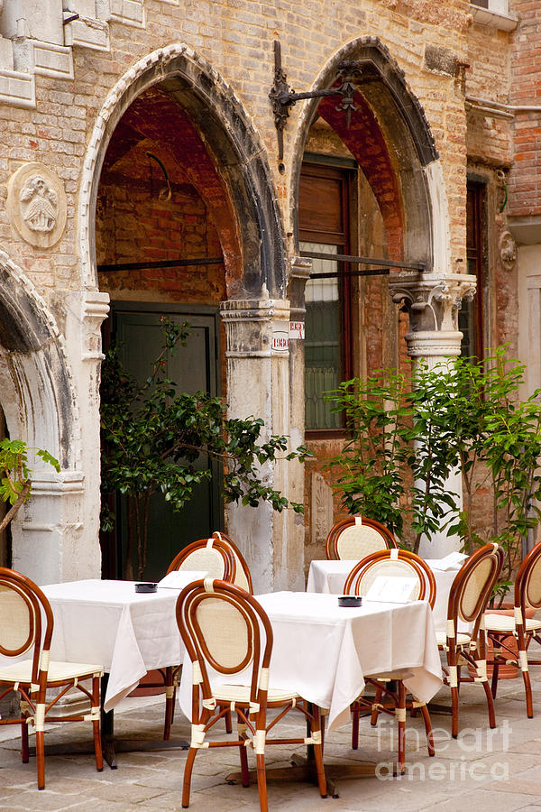 Dinner Tables in Venice Photograph by Brian Jannsen