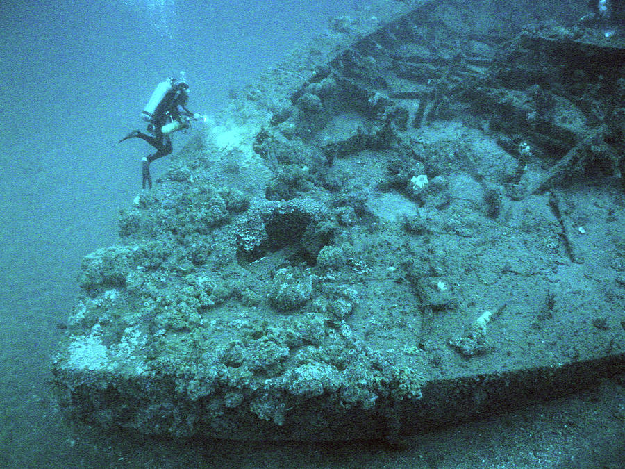 Diver At Uss Monitor Shipwreck Photograph by Noaa