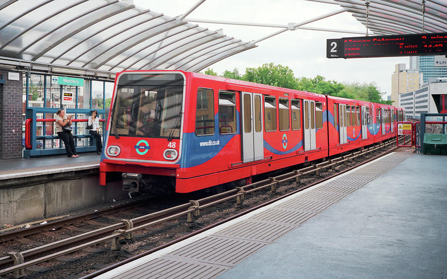 Dlr Train Photograph by Robert Brook/science Photo Library