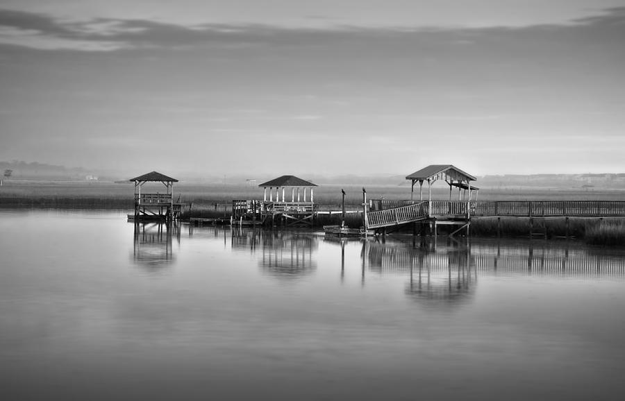 Pawleys Island Photograph - Docks in the Mist by Ginny Horton