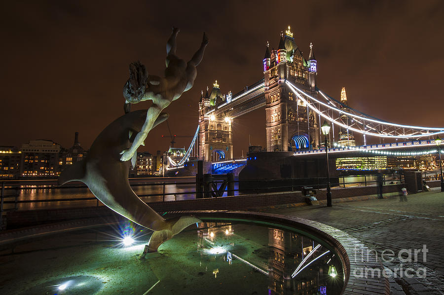 Dolphin Statue Tower Bridge Photograph by Donald Davis