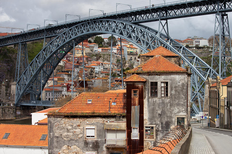 Dom Luis I Bridge in Old City of Porto Photograph by Artur Bogacki