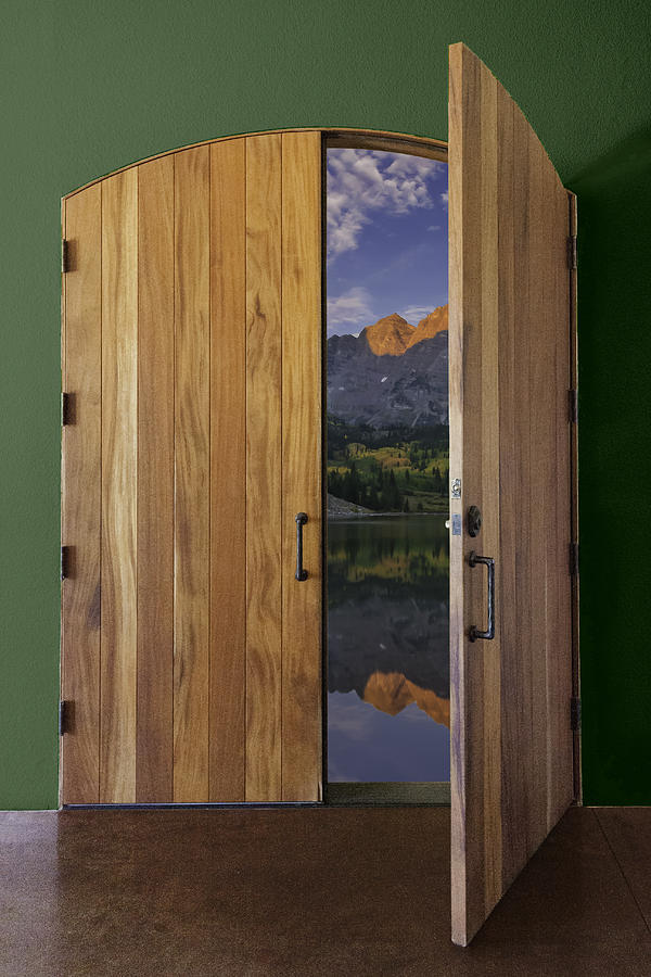 Door to the Maroon Bell Mountains Photograph by Karen Stephenson