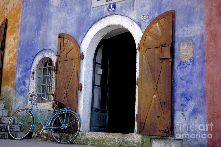 Doorway And Bicycle, Italy Photograph by John G. Ross