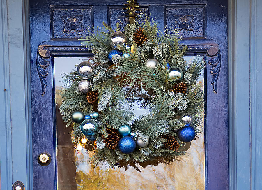 Christmas Photograph - Doorway to Christmas by Kenneth Albin