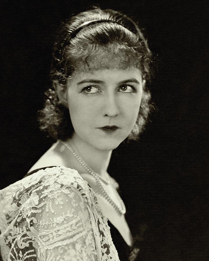 Dorothy Gish Wearing Pearl Necklaces by George Hoyningen-Huene