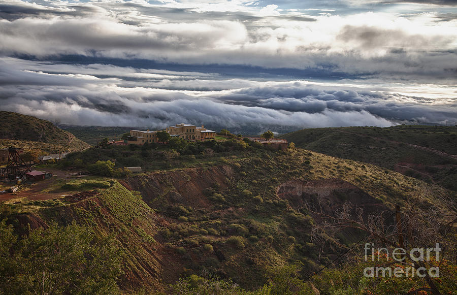 Douglas Mansion with a sea of clouds Photograph by Ron Chilston