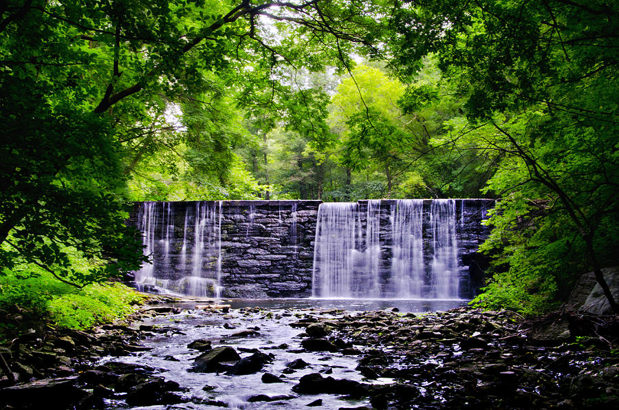 Dove Lake Waterfall at Gladwyne Pa Photograph by Bill Cannon