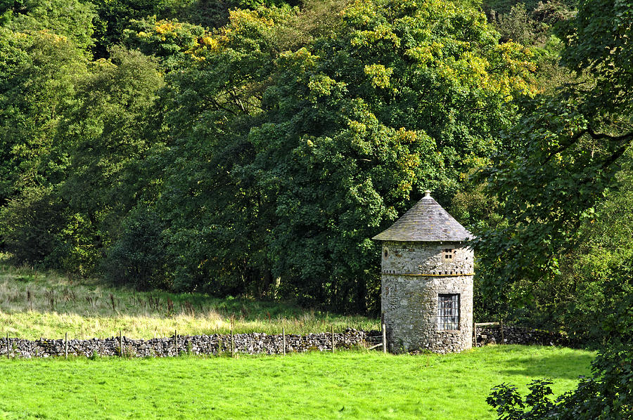 Dovecote At Swainsley near Warslow Photograph by Rod Johnson