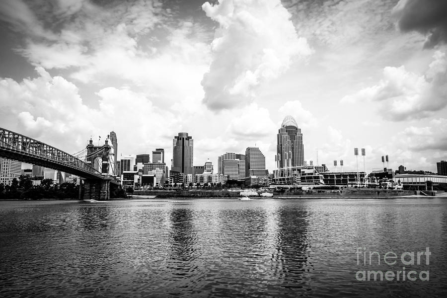Downtown Cincinnati Skyline Black and White Picture Photograph by Paul Velgos