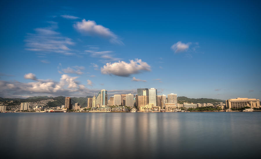 Downtown Honolulu Photograph by Tin Lung Chao