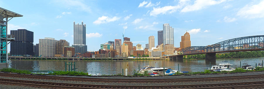 Pittsburgh Photograph - Downtown Pittsburgh From Station Square by C H Apperson