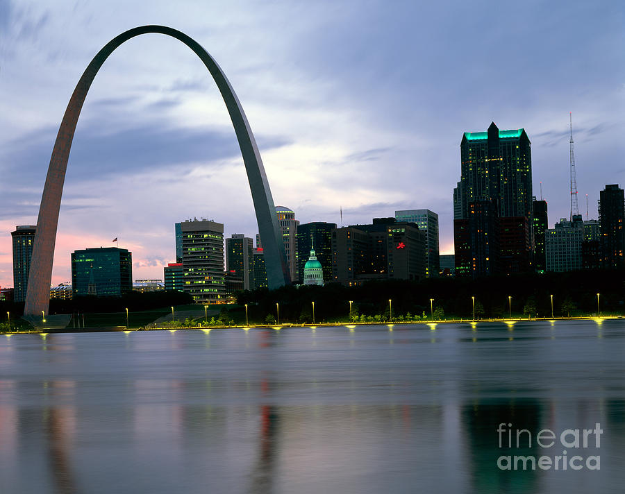 St. Louis Photograph - Downtown St. Louis And The Gateway Arch by Rafael Macia