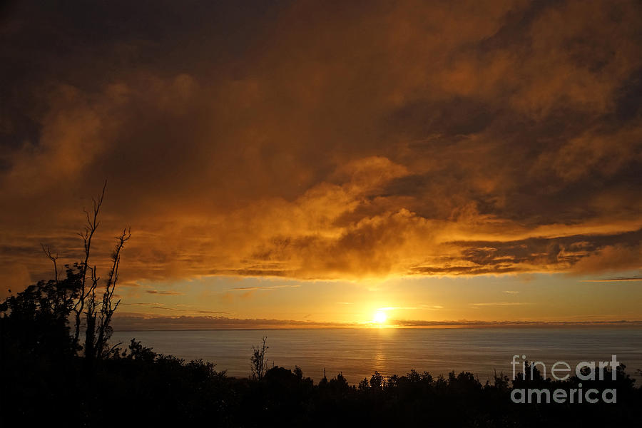 Sunset Photograph - Dramatic Sunset Hawaii by Inge Riis McDonald
