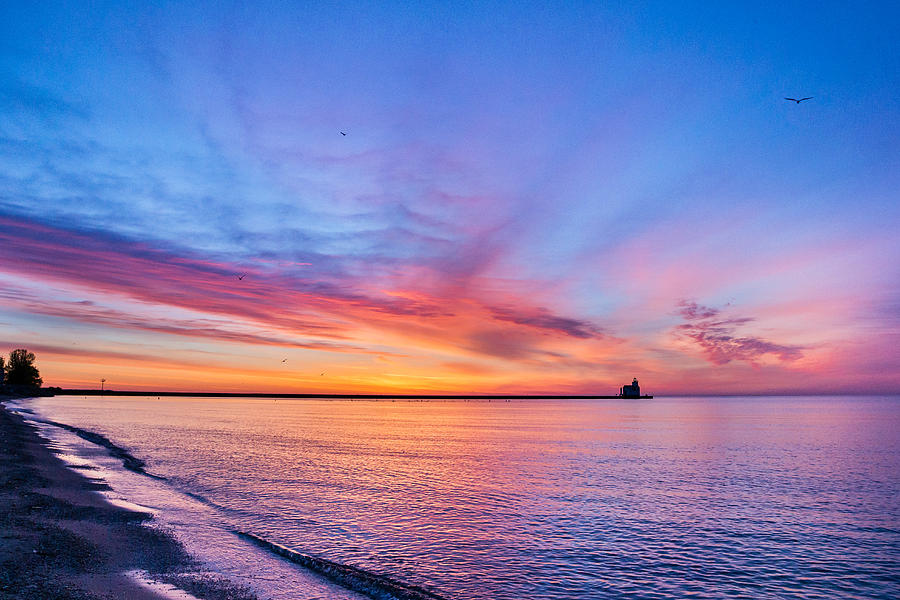 Lake Michigan Photograph - Dreamers Dawn by Bill Pevlor