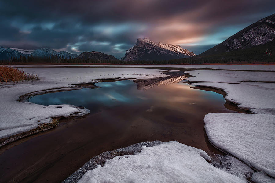Banff National Park Photograph - Dreamland by Jerrywangqian
