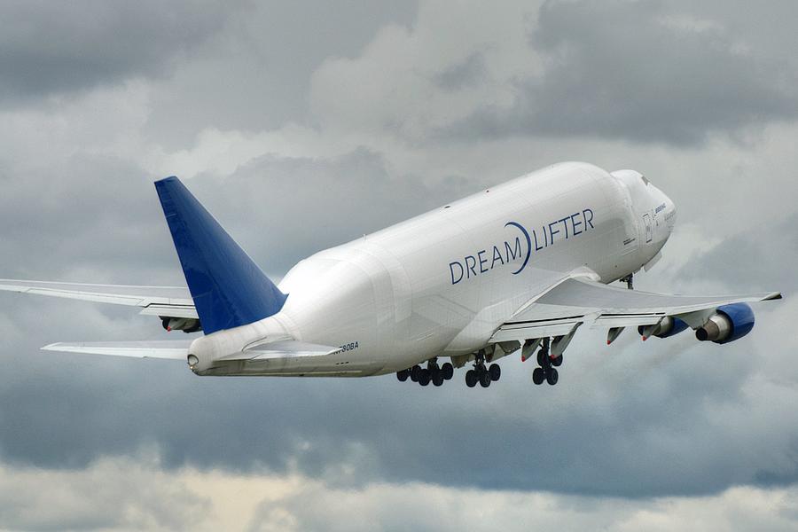 Jet Photograph - Dreamlifter Takeoff 2 by Jeff Cook