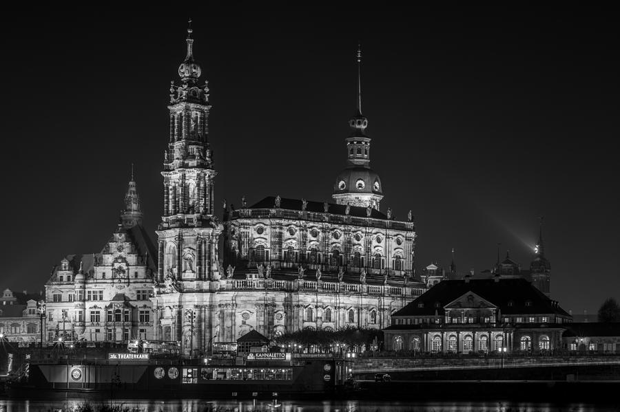 Dresden Cathedral At Night - Katholische Hofkirche Dresden Bei N Photograph