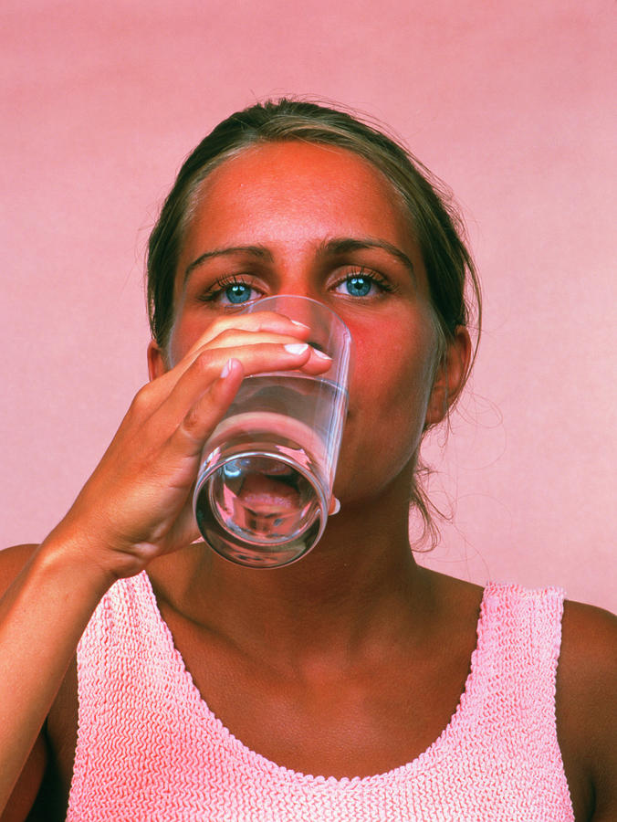 Drinking Water Photograph by Alex Bartel/science Photo Library