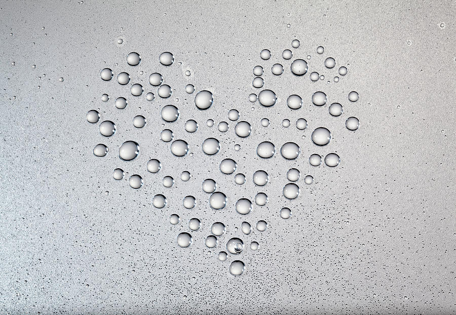 Droplets Of Water That Shaped Hart Photograph by Hiroshi Watanabe
