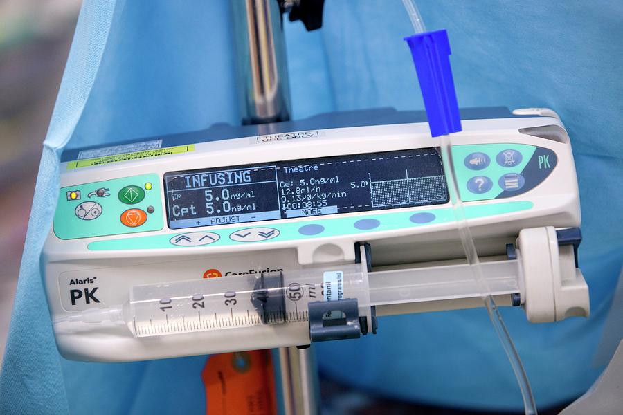 Drug Infusion Equipment Photograph by Mark Thomas/science Photo Library