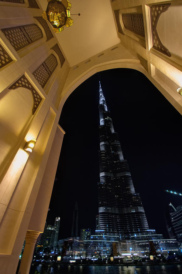 Dubai Arch Photograph