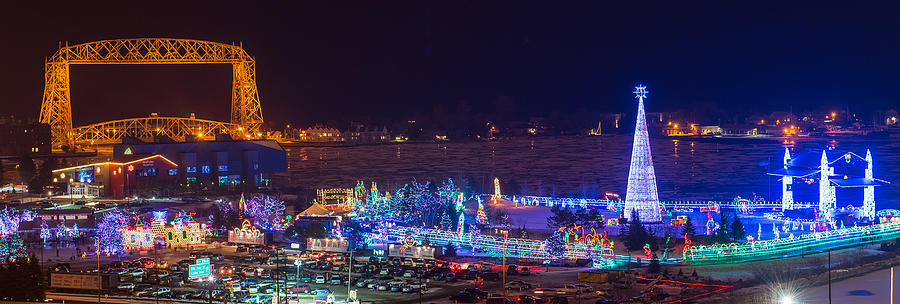 Duluth Christmas Lights Photograph by Paul Freidlund