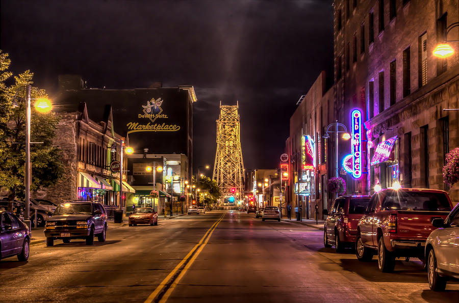 Duluth Lake Ave Photograph by Shane Mossman - Fine Art America