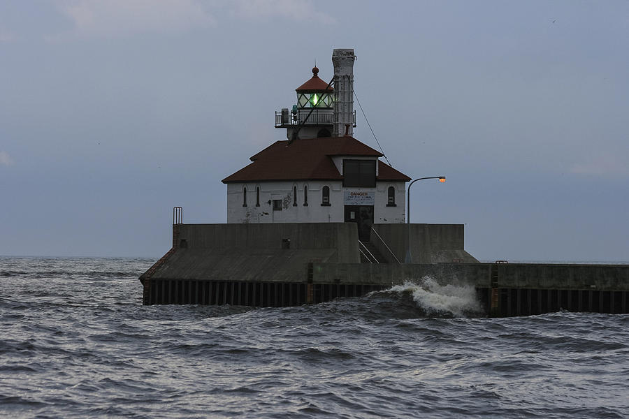 Landmark Digital Art - Duluth Lighthouse Two by Gary Rieks