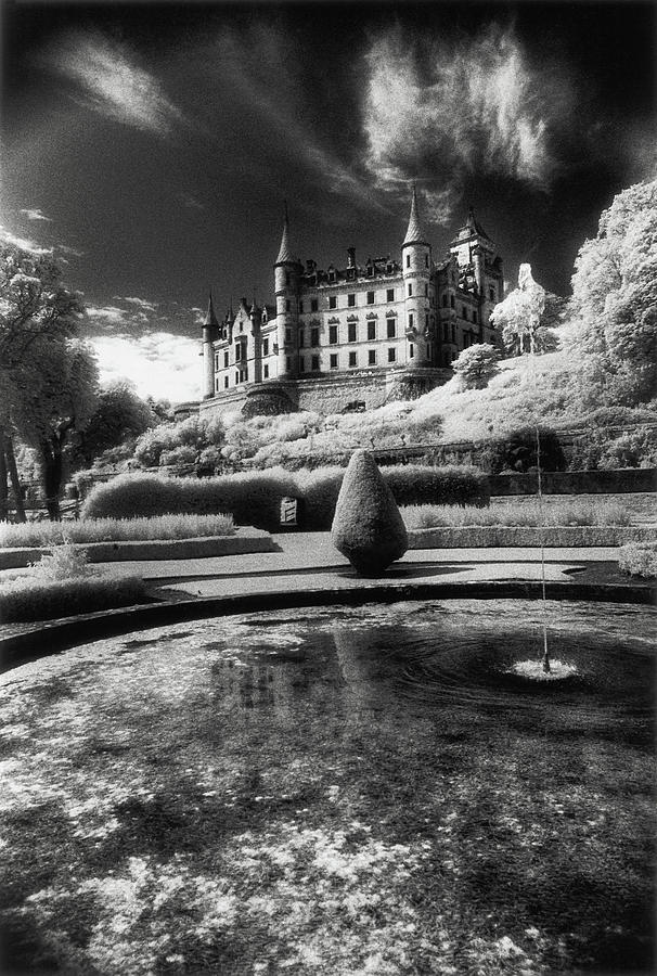 Dunrobin Castle, Golspie, Sutherland, Scotland Photograph by Simon ...