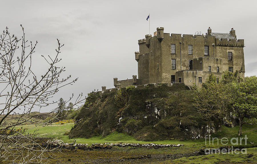 Dunvegan Castle Photograph By Alex Millar Fine Art America