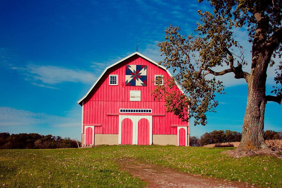 Dutch Colonial Quilt Barn 2 Photograph by Virginia Folkman