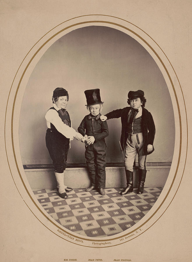 Dwarf Actors, 1867 Photograph by Science Source