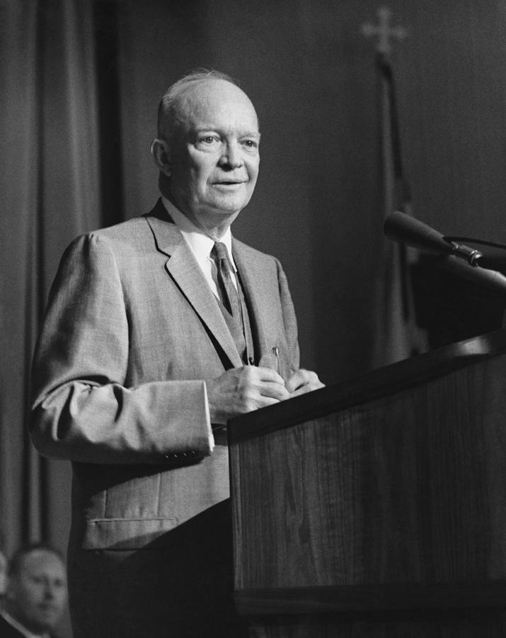 Dwight D. Eisenhower, 34th U.s Photograph by M.e. Warren