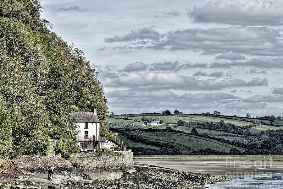 Dylan Thomas Boathouse At Laugharne Photograph by Steve Purnell