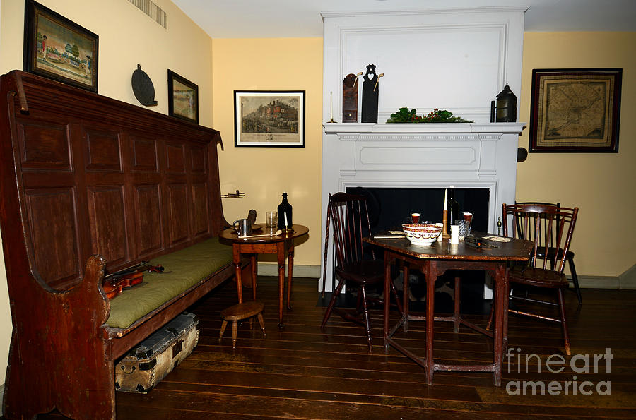 early american dining room