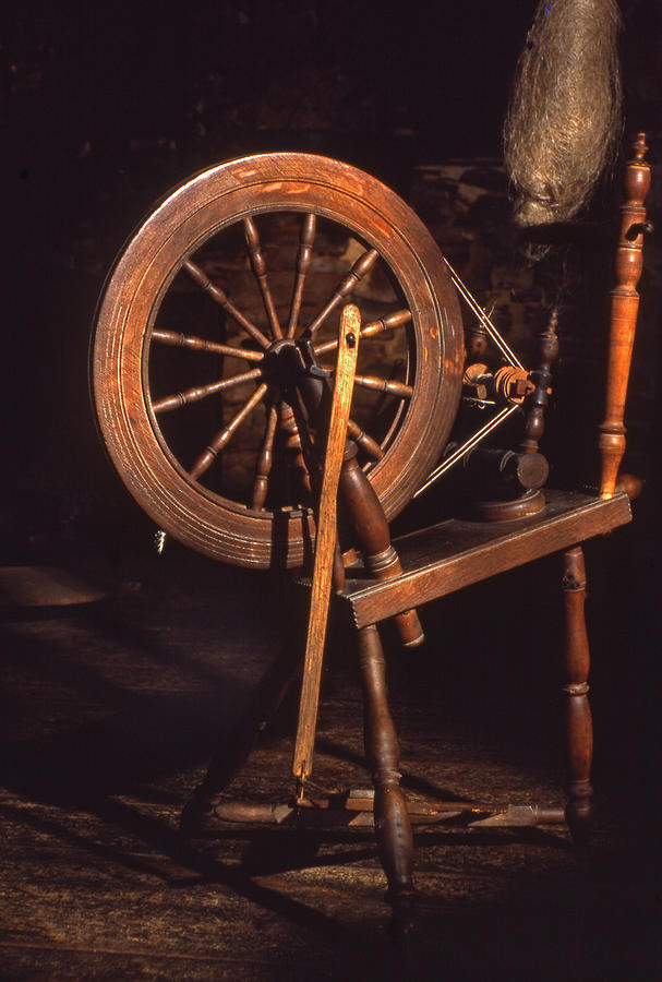 Early American spinning wheel Photograph by Blair Seitz Fine Art America