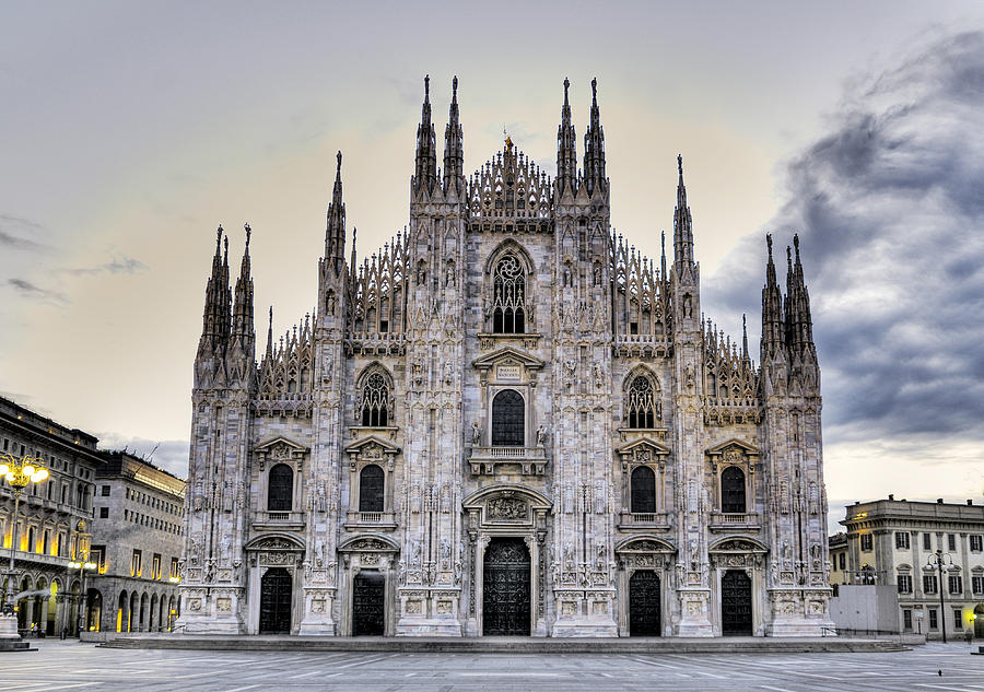 Early Morning On Il Duomo Photograph by Richard Desmarais