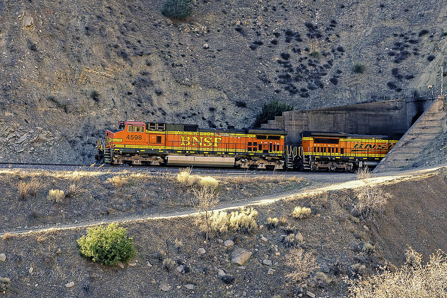 Bnsf Photograph - Eastbound Ascending by Jim Thompson Bnsf Photograph - Eastbound Ascending by Jim Thompson