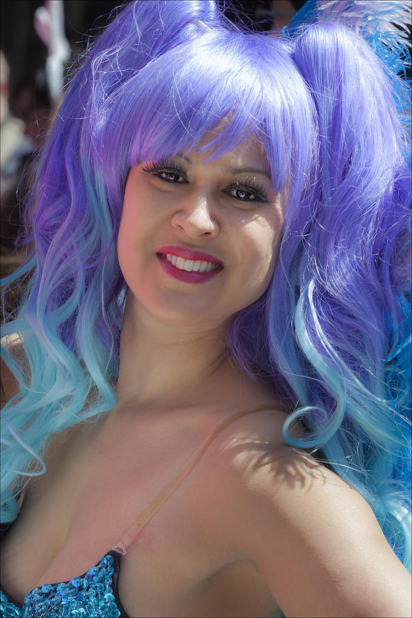 Easter Parade Sunday 4_20_14 Woman with Purple Wig Photograph by Robert Ullmann