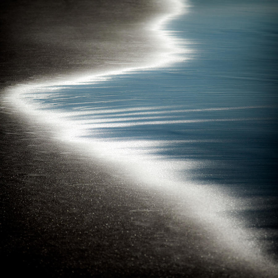 Abstract Photograph - Ebb and Flow by Dave Bowman
